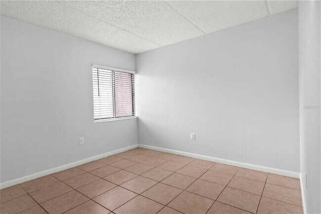 Building Photo - 1108 Bartow Rd