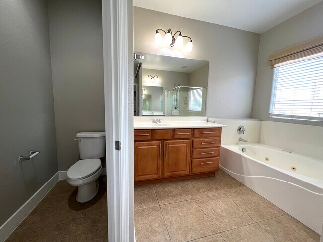 Building Photo - 12037 Contorno Vista Ct