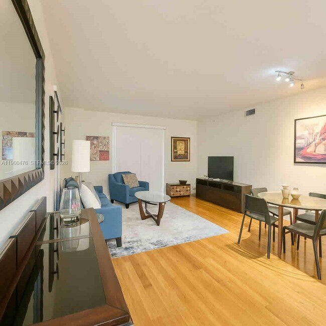 Building Photo - 7275 SW 90th St