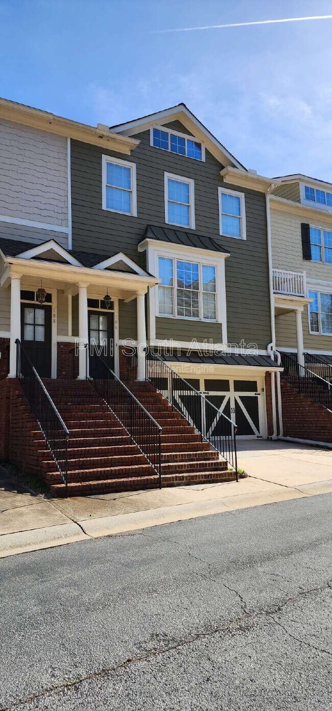 Building Photo - 106 Lexington Village