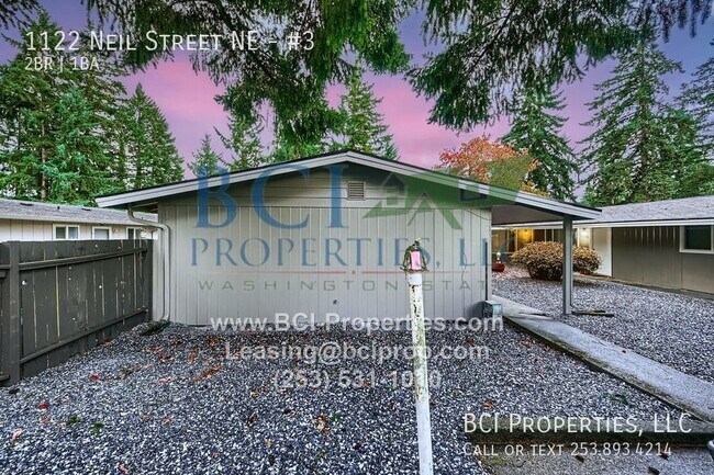 Building Photo - 1122 Neil St NE