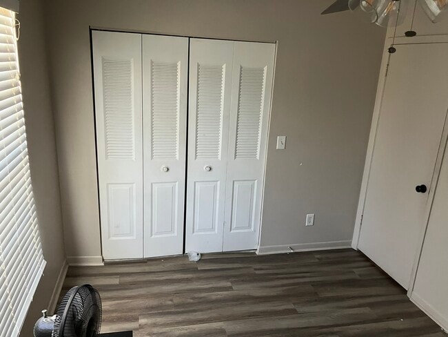 Building Photo - 5112 Sunridge Palms Dr