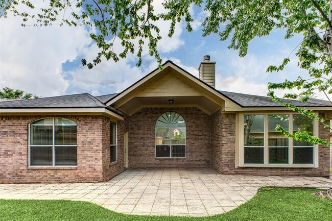 Building Photo - 19607 Water Point Trail