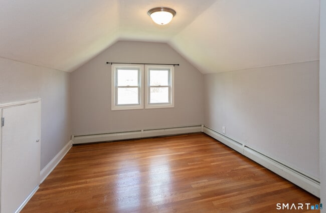 Building Photo - 135 Camp Ave