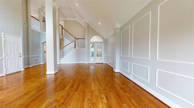 Building Photo - 6911 Lawler Ridge