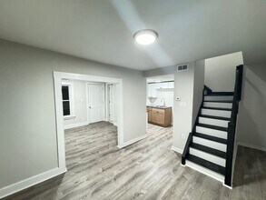 Building Photo - 38 Clifton Ave