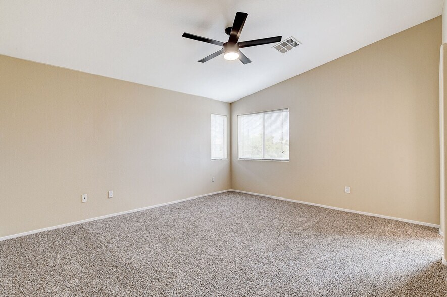 Building Photo - 8842 Duncan Barrel Ave