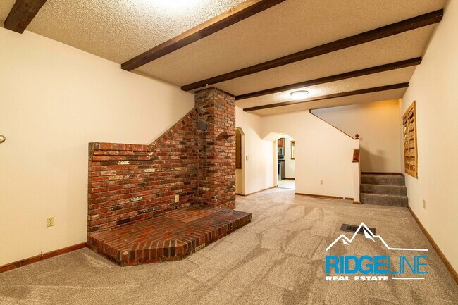 Building Photo - 1211 7th Ave N
