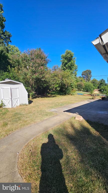 Building Photo - 12304 Melling Ln