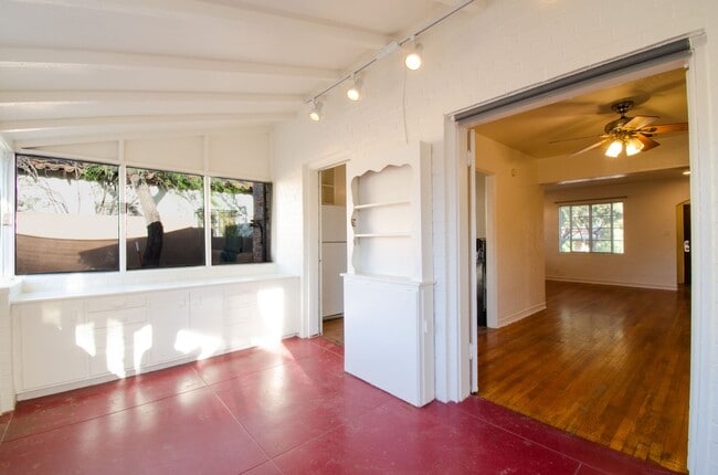 Building Photo - Iconic Sam Hughes Bungalow! Steps away from University of Arizona Main Campus!