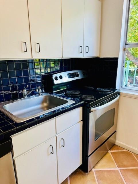 Building Photo - 736 13th St