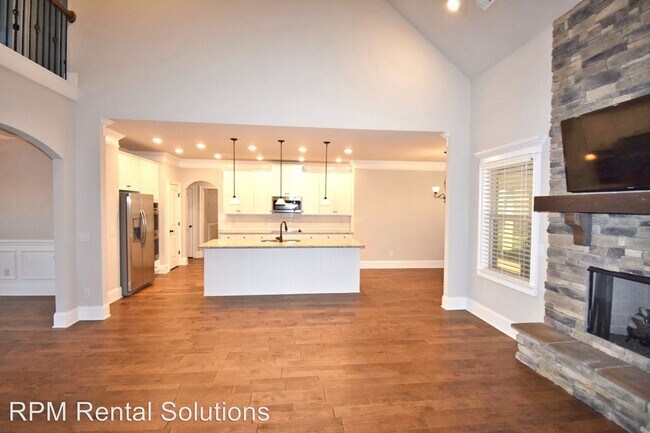 Building Photo - 4 br, 3 bath House - 1001 Kittywood Court