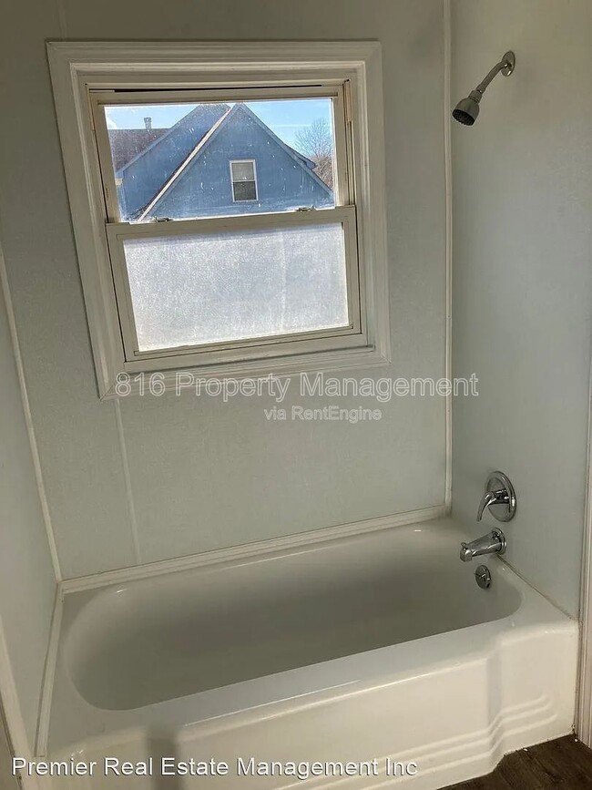 Building Photo - 7614 Eby Ave