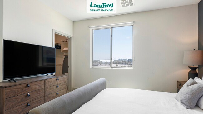 Building Photo - 420 N Scottsdale Rd