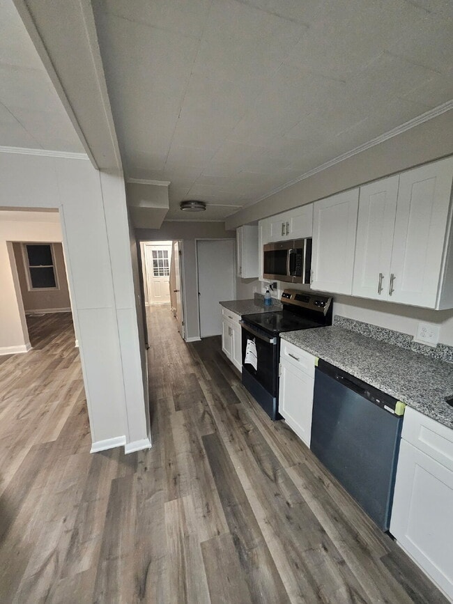 Building Photo - 2689 Strickhouser Rd