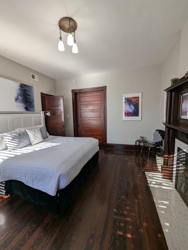 Building Photo - 2819 Shenandoah Ave