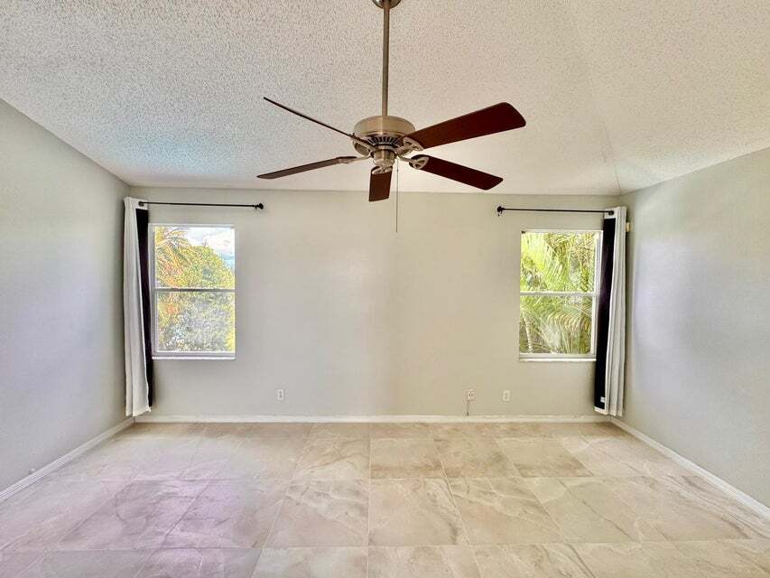 Building Photo - 2698 Linkside Dr