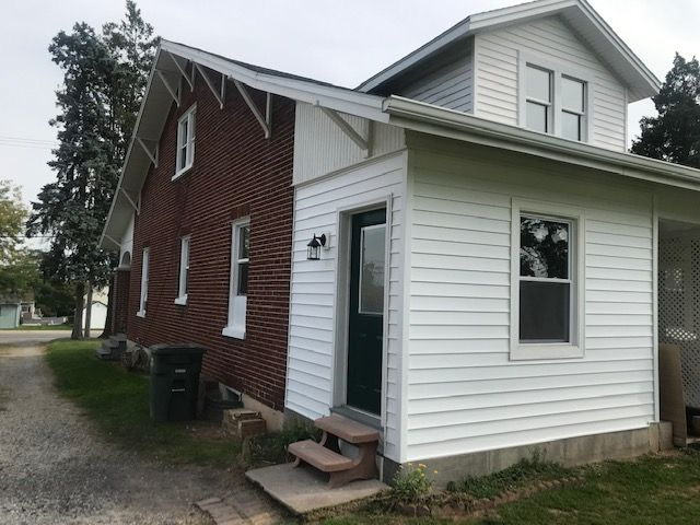 Building Photo - 2086 Hilton Ave