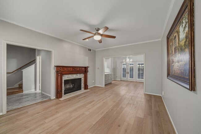 Building Photo - 11711 Memorial Dr