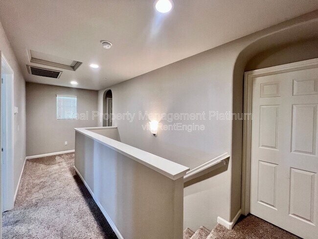 Building Photo - 3682 Friendship Ln