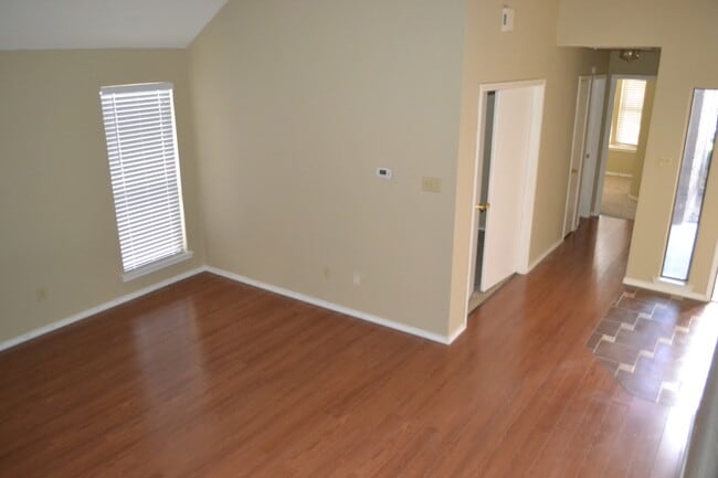 Building Photo - House in Arlington For Lease - Mansfield ISD.