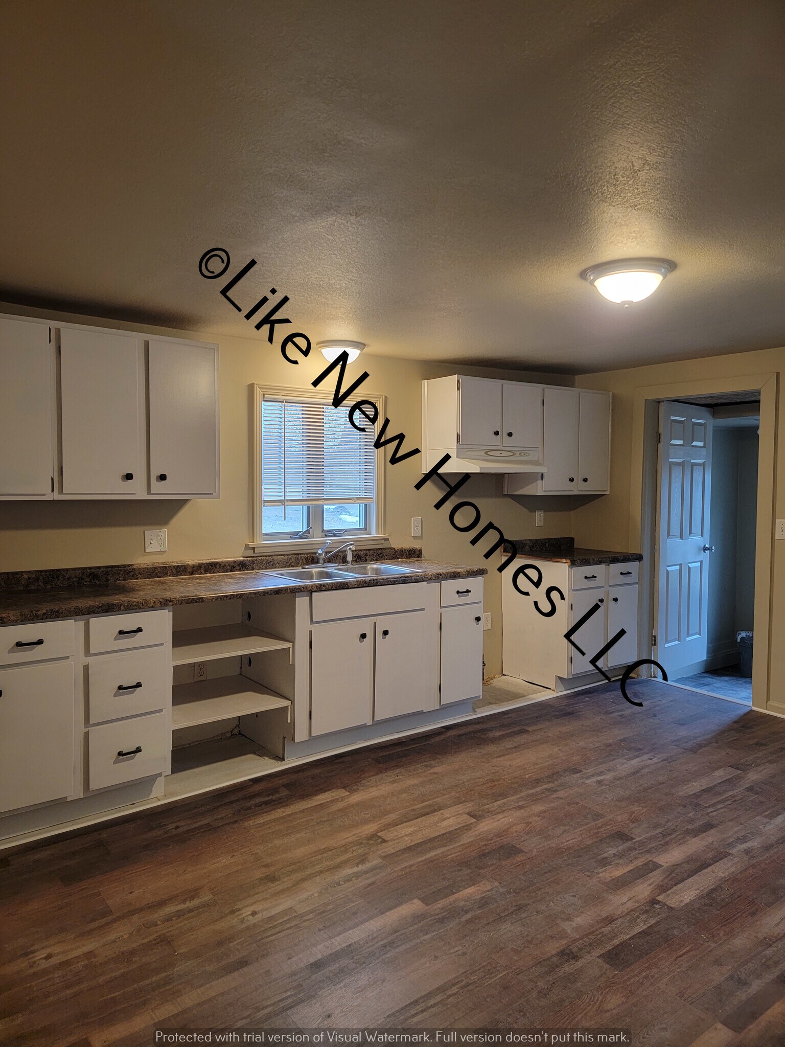Building Photo - 5448 Silverton Dr
