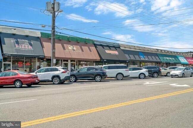 Building Photo - 4401 Cherry Hill Rd