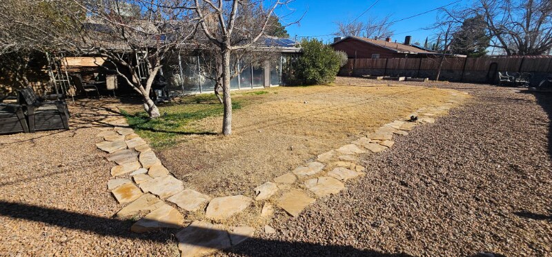 Building Photo - 1845 Carlyle Dr