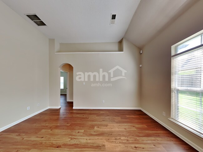 Building Photo - 4607 Orange Tulip Dr