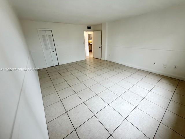 Building Photo - 6940 Miami Gardens Dr