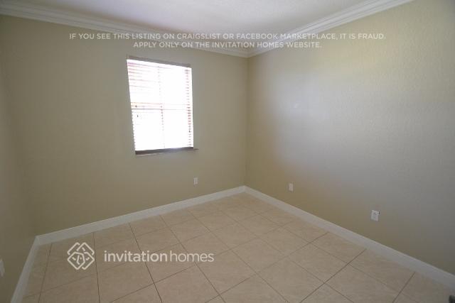Building Photo - 13758 SW 116th Ln