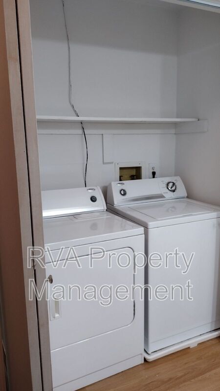 Building Photo - 1983 Airy Cir