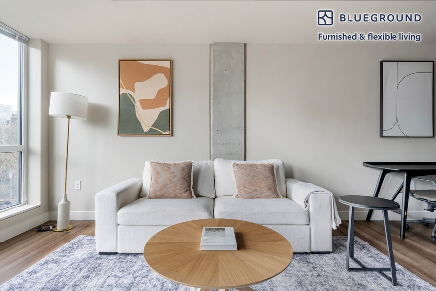 Building Photo - 101 Taylor Ave N