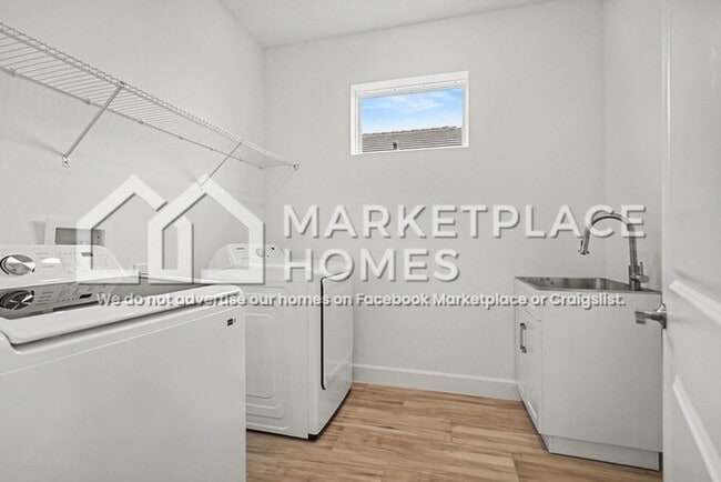 Building Photo - 3928 Fraccareta Wy