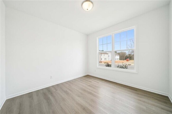 Building Photo - 536 Silverleaf Trl