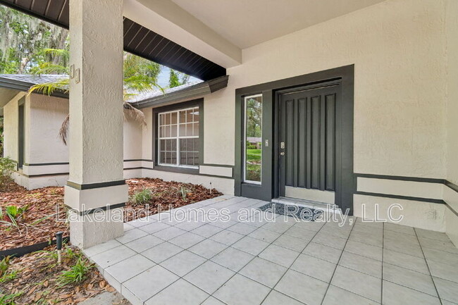 Building Photo - 95 Woodside Dr