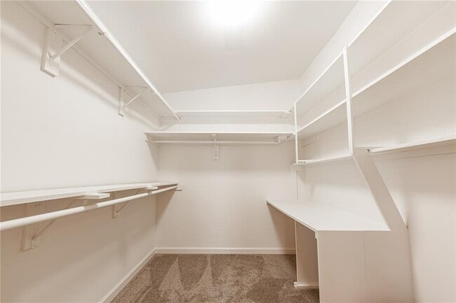 Building Photo - 2115 Pinellas Trail