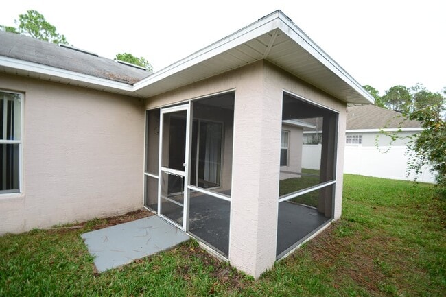 Building Photo - 44 Pine Hurst Ln