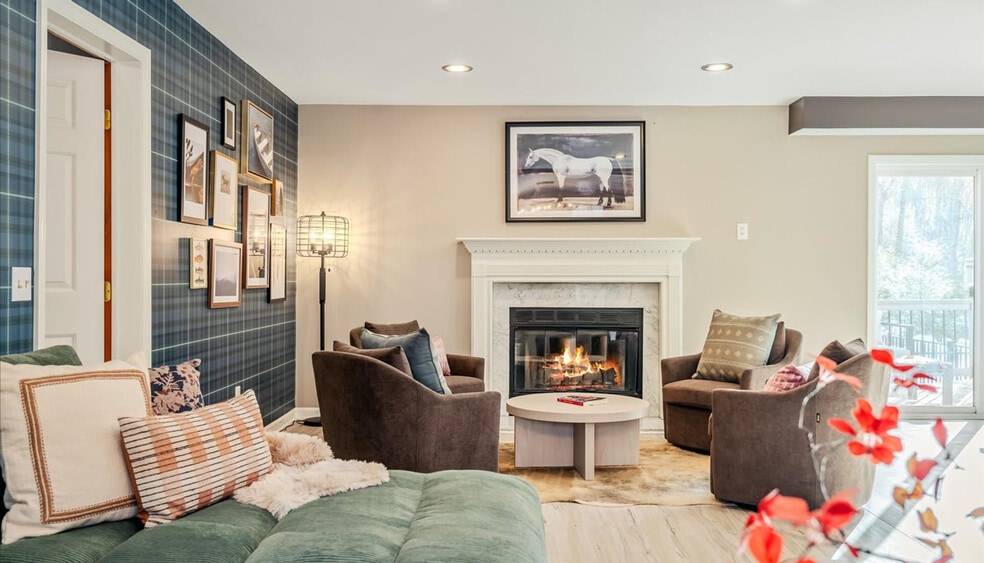 Building Photo - 280 Canal Rd