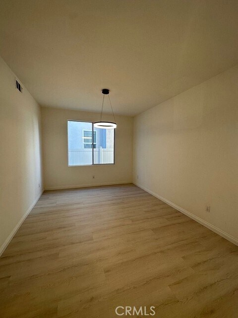 Building Photo - 18807 Sherbourne Pl