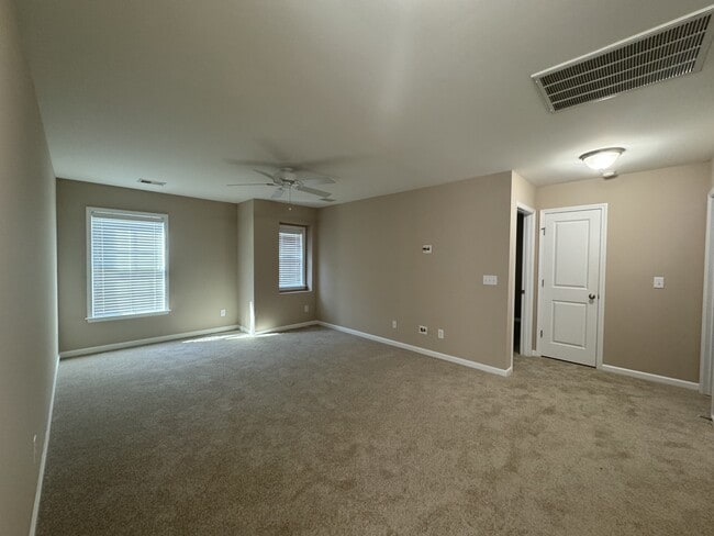 Building Photo - 5443 Overland Trail