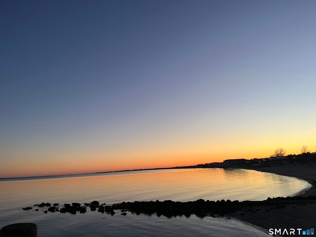 Building Photo - 657 Naugatuck Ave