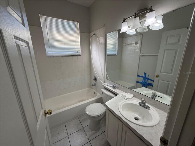 Building Photo - 1976 Willow Wood Dr