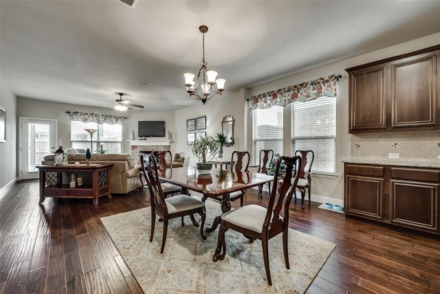 Building Photo - 1325 Realoaks Dr