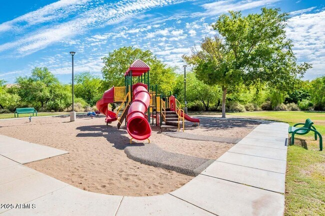 Building Photo - 13604 W Rovey Ave