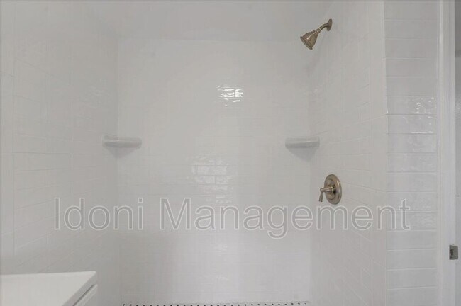 Building Photo - 70 Merchants Ave