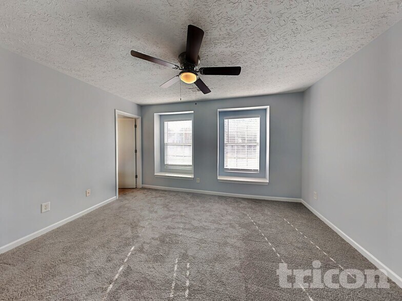 Building Photo - 135 Nacoochee Way