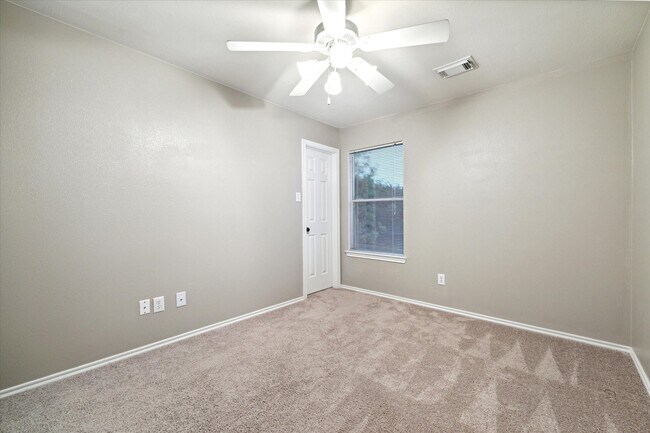Building Photo - 24423 Pepperrell Pl St
