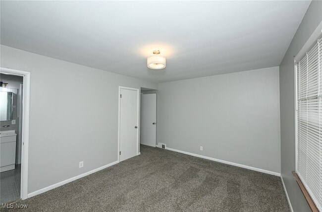 Building Photo - 19226 Winslow Rd