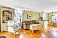 Building Photo - 2741 S Buchanan St